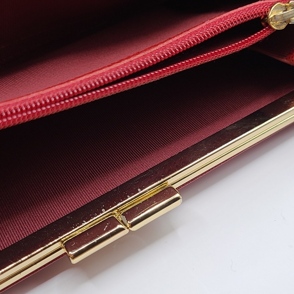 Authenticated Burberry Red Long Wallet - Picture 11 of 13